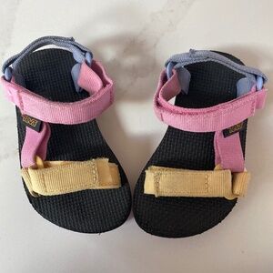 Toddler Size 8 TEVA Sandals